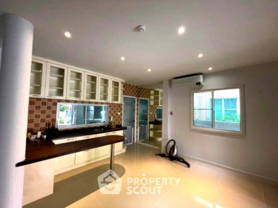 บ้านเดี่ยว ถนนสังคมสงเคราะห์ : บ้านเดี่ยว 3 ห้องนอน 180 ตร.ม. ขาย ในลาดพร้าว กรุงเทพ (ID 1062000)