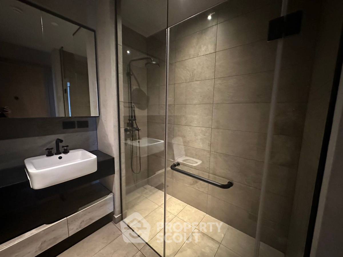 รูป คอนโด 2 ห้องนอน 88 ตร.ม. The Lofts Asoke ใกล้ MRT เพชรบุรี 300 ม. (ID 1034202) - รูปที่ 10/12