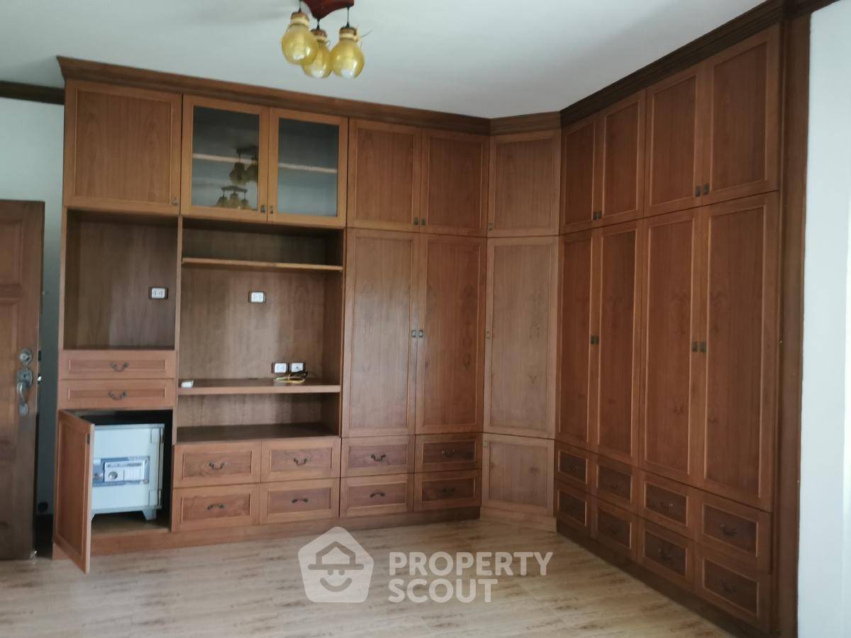รูป บ้านเดี่ยว 4 ห้องนอน พื้นที่ 325 ตร.ม. ขาย ในศุรศักดิ์ ศรีราชา ชลบุรี (ID 1819691) - รูปที่ 12/21