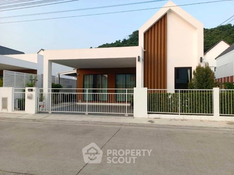 บ้านเดี่ยว 3 ห้องนอน สำหรับขาย บ่อวิน ศรีราชา ชลบุรี (เลี้ยงสัตว์ได้) 📍 (ID 2034805)