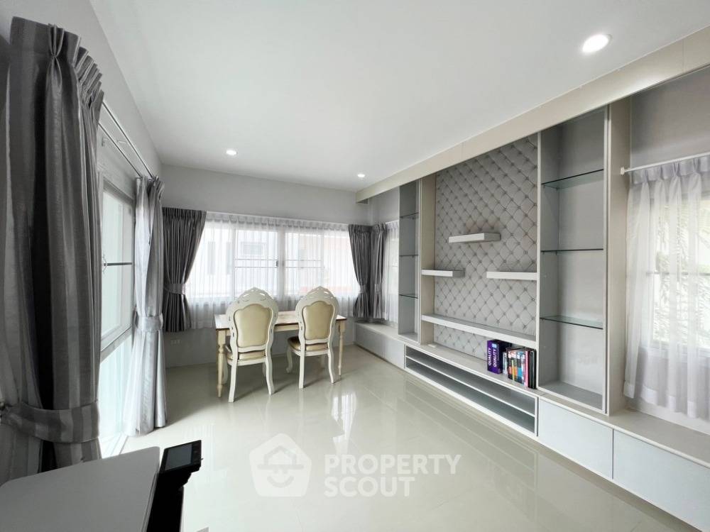 picture 5-BR House 400 Sqm For Sale, Top Land Ratsada Phuket (ID 1865053) - 16/20