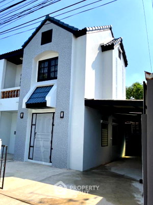บ้านเดี่ยว ถนนกรุงเทพ-ชลบุรี มอเตอร์เวย์ : บ้าน 4 ห้องนอน 210 ตร.ม. ใกล้ ARL บ้านทับช้าง กรุงธนบุรีเครทธ สะพานสูง (ขาย) (ID 1401630)