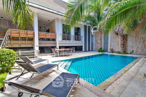 ขายวิลล่า 4 ห้องนอน 650 ตร.ม. พราตำหนัก นาจอมเทียน ใกล้นาเกร ปะตายา (ID 1330794)