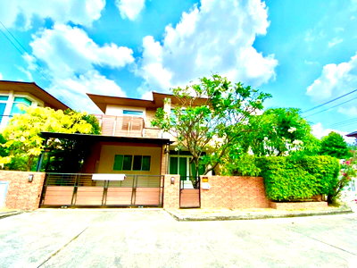 เช่าบ้านเดี่ยว ชลบุรี : บ้านเช่า 3 ห้องนอน The Boulevard ศรีราชา สุรศักดิ์ ศรีราชา (230 ตร.ม.) (ID 1856938)