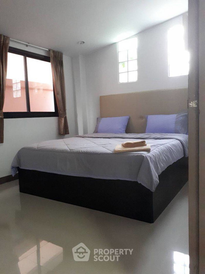 รูป บ้าน 6 ห้องนอน ให้เช่า วิวพอยท์ วิลเลจ นาจอมเทียน พัทยา (ID 2142432) - รูปที่ 8/12