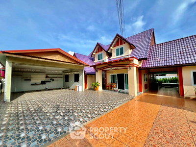 บ้านเดี่ยว หนองปรือ ชลบุรี : บ้านวิลล่า 4 ห้องนอน ในโครงการ บ้านปาร์ค รุ่งเรือง พัทยาตะวันออก (ID 2133274)