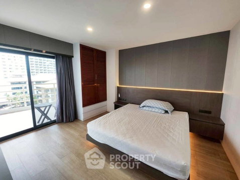 ขายคอนโด 2 ห้องนอน View Talay 5 Condominium Jomtien (ID 2366604)