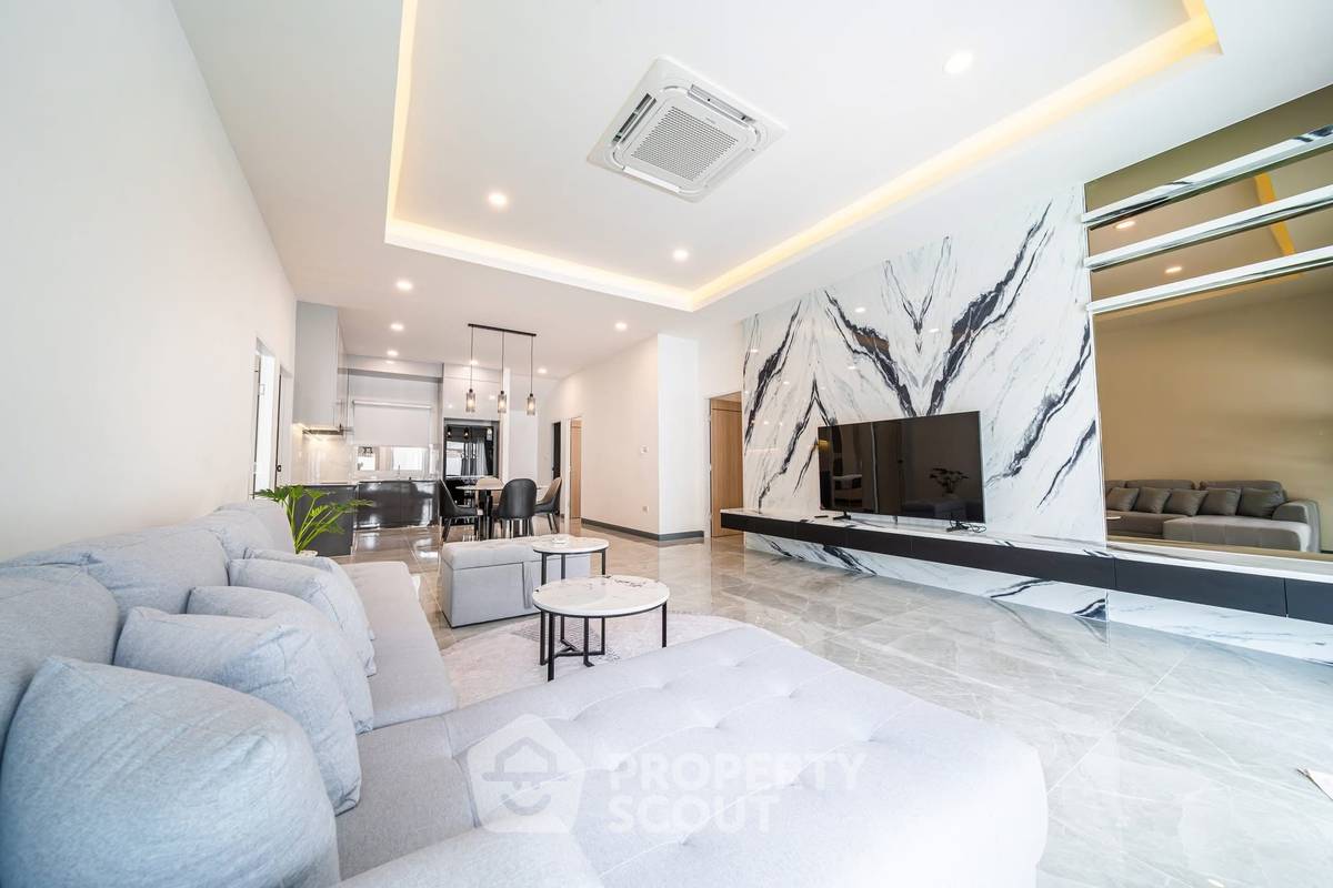รูป บ้านเดี่ยว 5 ห้องนอน ขาย 250 ตร.ม. ในหนองปรือ พัทยา (ID 2169641) - รูปที่ 21/27