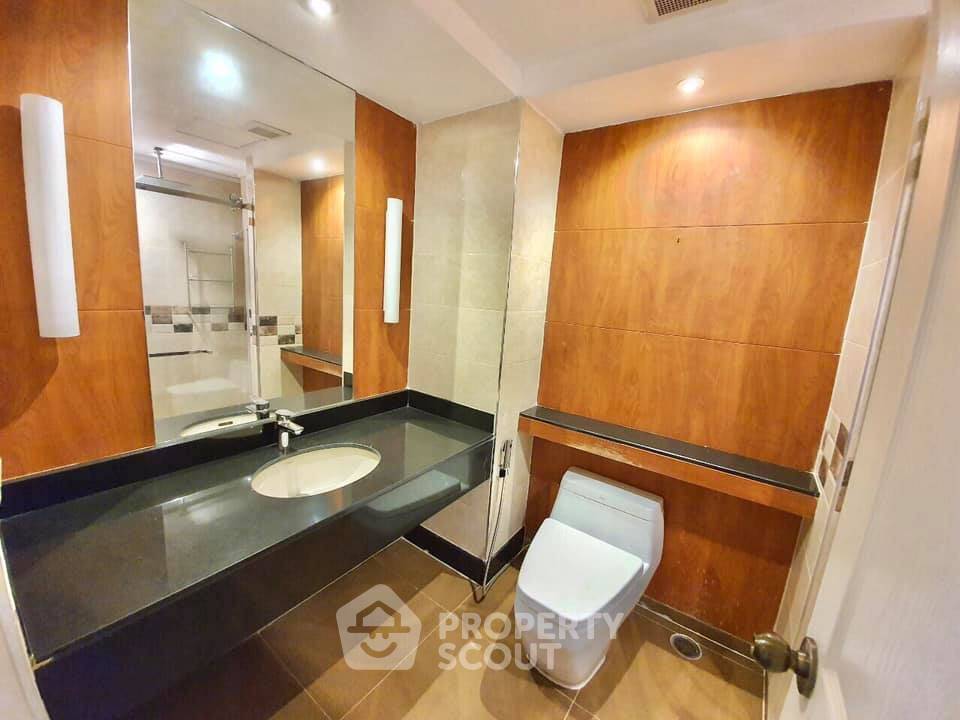 รูป คอนโด 4 ห้องนอน ขาย Riverine Place ชั้น 24 ใกล้ MRT แยกติวานนท์ (ID 566369) - รูปที่ 17/23