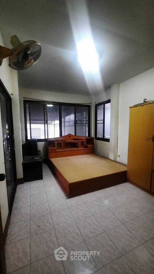 รูป บ้าน 4 ห้องนอน 320 ตร.ม. ขาย ใกล้ แพรกษาใหม่ สมุทรปราการ (ID 1942193) - รูปที่ 7/12