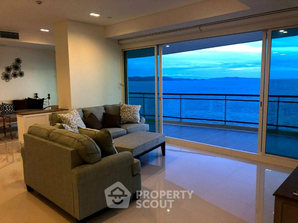 รูป คอนโด 3 ห้องนอน ชั้น 20 ขนาด 217 ตร.ม. ที่ Reflection Jomtien Beach Pattaya (ID 867299) - รูปที่ 3/17