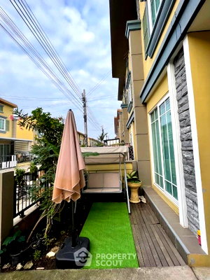 Townhouses for sale เพชรเกษม 110 : 3-BR Townhouse 96 Sqm For Sale, GoldenTown Phetkasem - Phutthamonthon Sai 3 (ID 1761708)