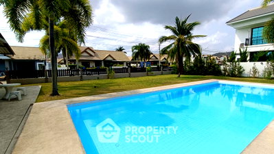 Houses for sale Hua Hin Bus Station : Pet-Friendly 3-BR Villa For Sale, Hua Hin Hill Village 2 (ID 2042866)