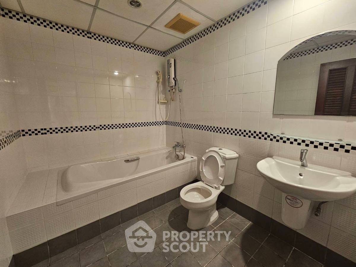 รูป คอนโด 2 ห้องนอน 95 ตร.ม. ชั้น 19 Thew River Place ใกล้ MRT สิรินธร (ID 1944073) - รูปที่ 1/11