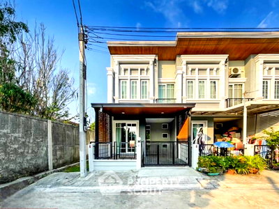 Townhouses for sale : 3-BR Townhouse For Sale In Golden Town Sathorn, Bang Khun Thian (66.8 Sqm) (ID 1865887)