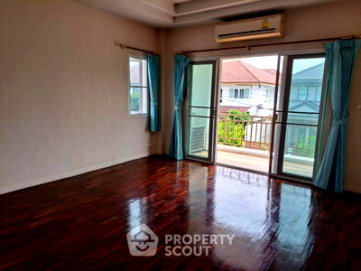 Houses for sale Nonthaburi : 3-BR House 300 Sqm For Sale Near MRT Sai Ma, Sai Ma, Nonthaburi (ID 1886621)