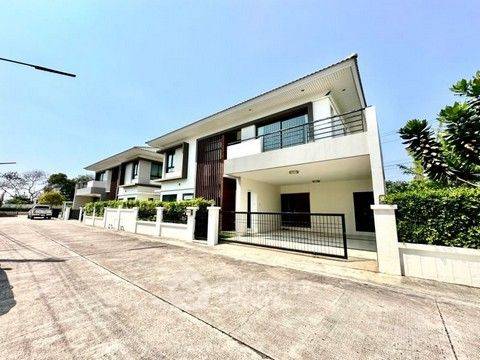 รูป บ้าน 3 ห้องนอน 230 ตร.ม. ให้เช่า เดอะ คอมพลีท ศรีราชา (สุรศักดิ์) (ID 2148327) - รูปที่ 2/8