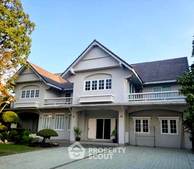 บ้านเดี่ยว เทสโก้โลตัส ศรีนครินทร์ : บ้าน 5 ห้องนอน 600 ตร.ม. เพตเลี้ยงได้ เอกไพลิน ศรีนครินทร์วิลเลจ (ID 2052915)