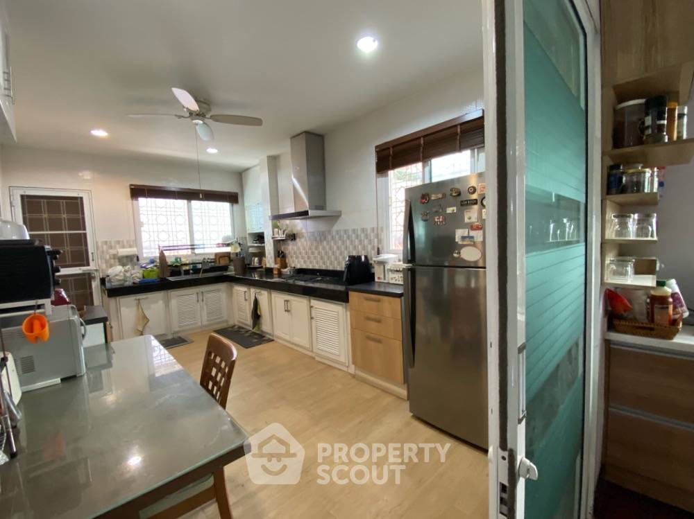 รูป บ้านเดี่ยว 4 ห้องนอน 320 ตร.ม. ขาย ใกล้ทุ่งสองห้อง เขตหลักสี่ (ID 1624919) - รูปที่ 3/11