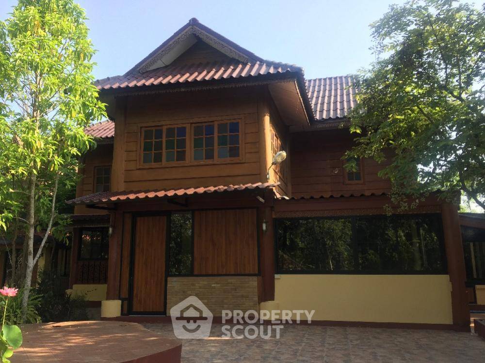 รูป ขายบ้าน 3 ห้องนอน ในช้างเผือก เมืองเชียงใหม่ (310 ตร.ม.) (ID 1298142) - รูปที่ 1/10