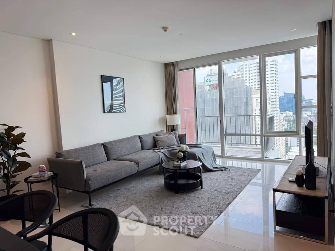 รูป คอนโด 2 ห้องนอน เลี้ยงสัตว์ได้ Fullerton Sukhumvit ใกล้ BTS Ekkamai 300 ม. (ID 1928361) - รูปที่ 5/19