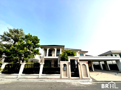 ขายบ้านเดี่ยว : เพอร์เฟค มาสเตอร์พีซ สุขุมวิท77  คอนโด Luxury ทำเลใจกลางเมือง
