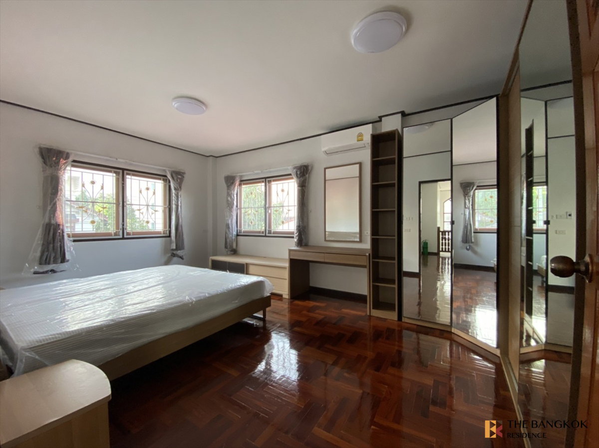 รูป เดอะ พาลาซโซ่ สาทร หรูหราเหนือระดับกับยูนิตสุด Luxury - รูปที่ 13/20