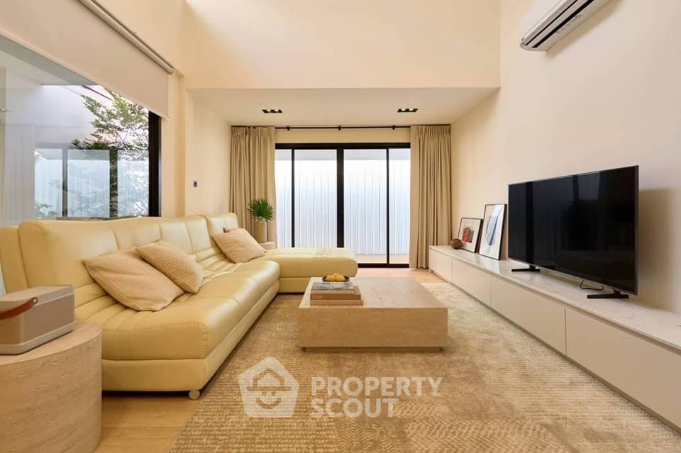 รูป คอนโด 4 ห้องนอน ขนาด 300 ตร.ม. ขายที่ B Condo ใกล้ บางแค้ว (MRT) (ID 1645764) - รูปที่ 3/10
