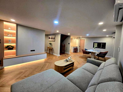 เช่าทาวน์โฮม กรุงเทพมหานคร : LTHC13677 – Townhome for Rent | in Sukhumvit 49 / Thonglor | 220 sqm | 4 Beds 3 Baths | Near BTS Thonglo | 85K/Month | ทาวน์โฮม สุขุมวิท 49 ทองหล่อ
