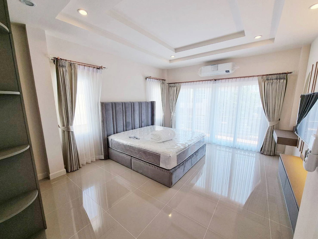 รูป 4 Bedrooms House in East Pattaya for Rent - รูปที่ 13/16