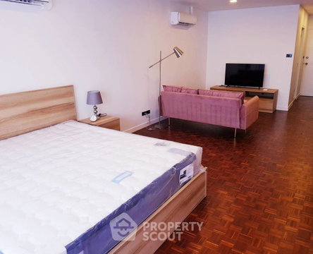 ราคาดี คอนโด 1 ห้องนอน Sukhumvit Suite ชั้น 22 ใกล้ BTS Nana (ID 1370825)