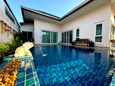 Houses for sale Khao Chi Chan : Modern Pool Villa for Sale in Na Jomtien