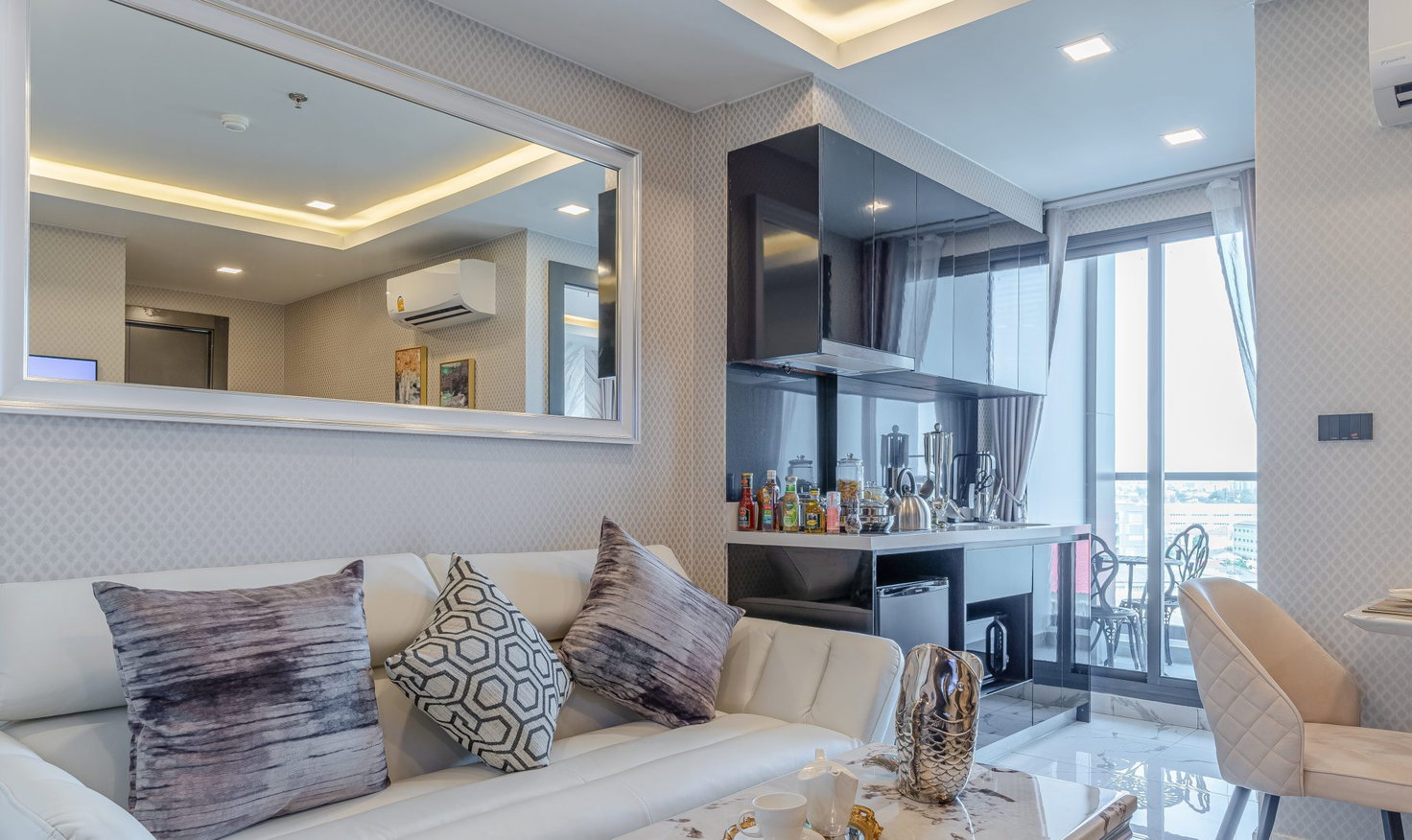 รูป 2 Bedrooms Arcadia Millennium Tower for Sale - รูปที่ 4/10