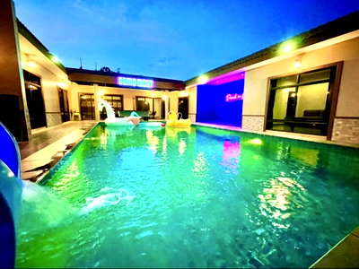 Houses for sale Khao Chi Chan : Spacious 4-Bedroom Pool Villa in Huay Yai