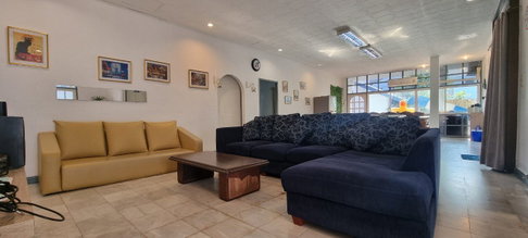 7 Bedrooms Pool Villa in Jomtien for Rent