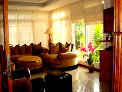 เช่าบ้านเดี่ยว หาดบางเสร่ : 3 Bedrooms House for Rent in Na Jomtien