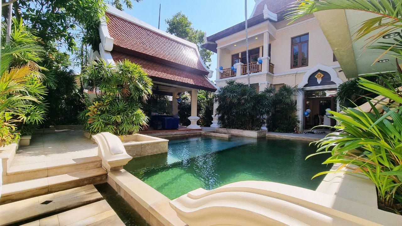 รูป View Talay Marina 3 Bedrooms for Sale - รูปที่ 3/17