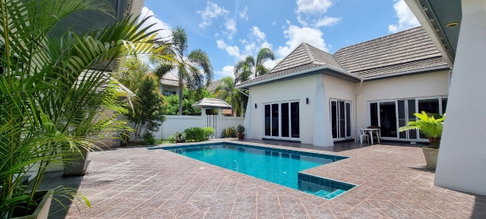 4 Bedrooms House for Sale in East Pattaya