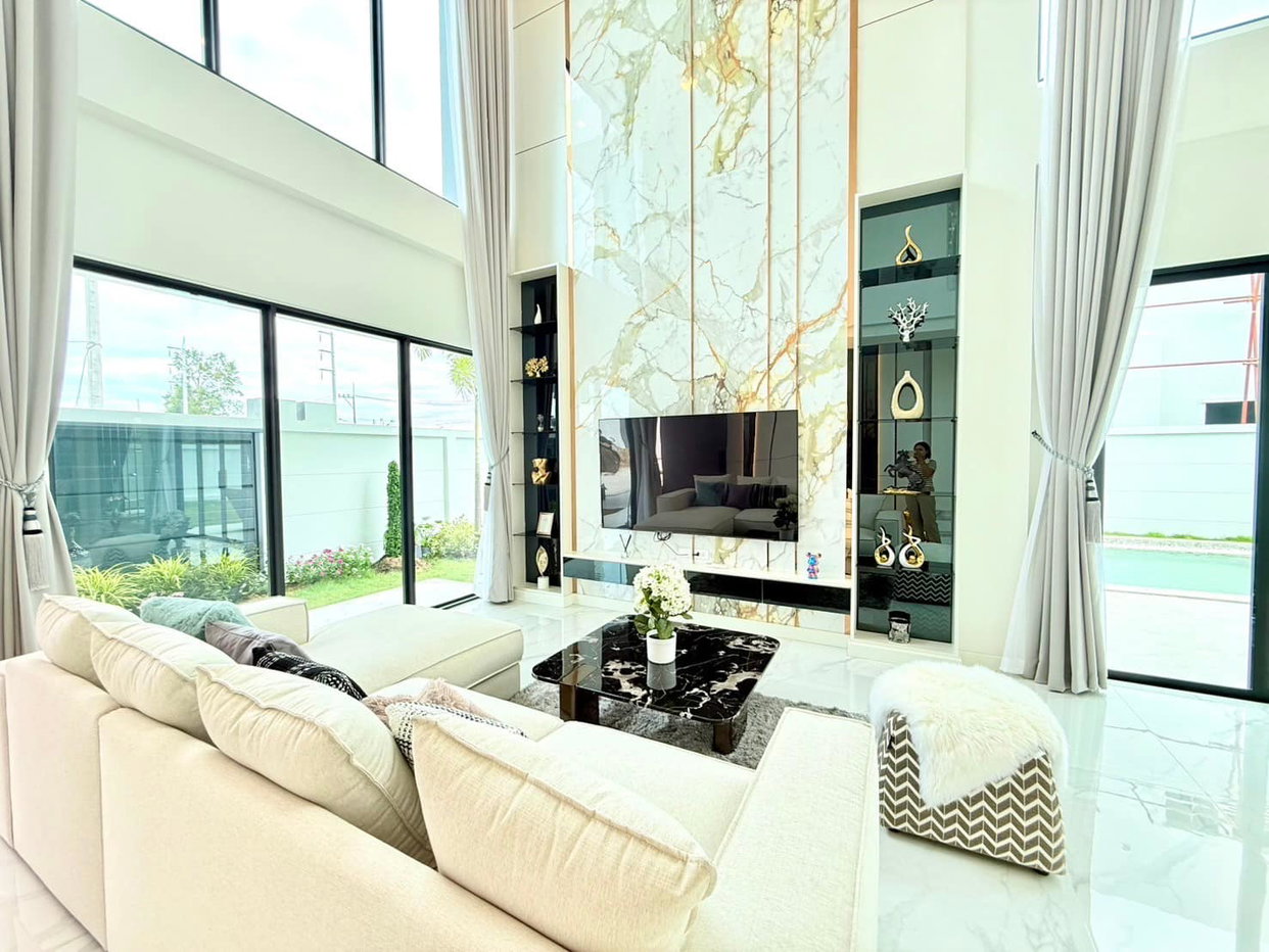 รูป 5 Bedrooms Pool Villa in East Pattaya for Sale - รูปที่ 3/18