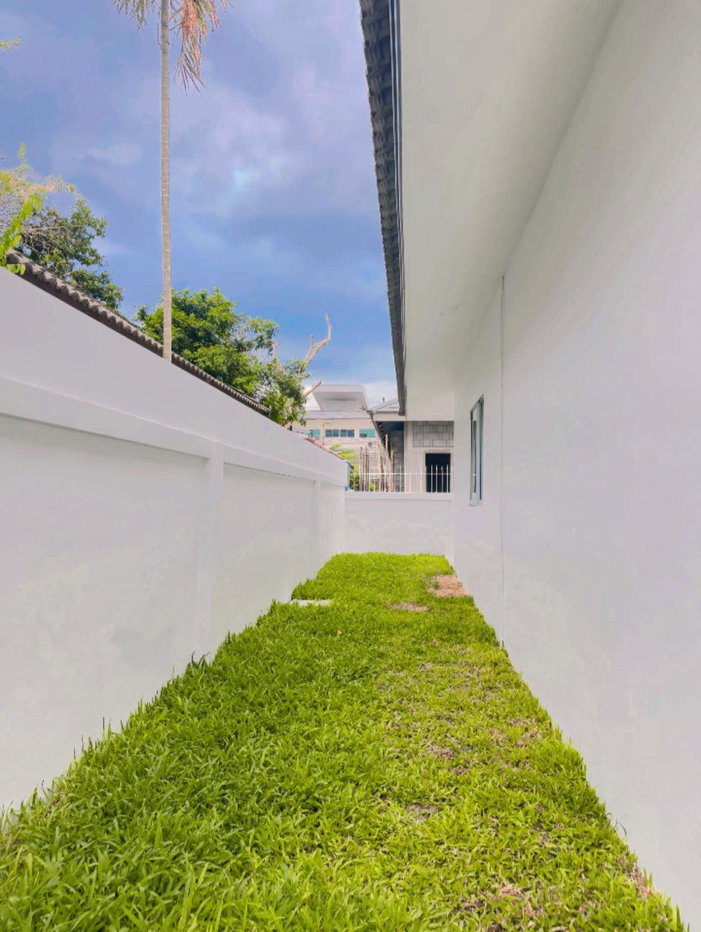 รูป 2 Beds 2 Baths Townhouse for Sale in East Pattaya - รูปที่ 8/10