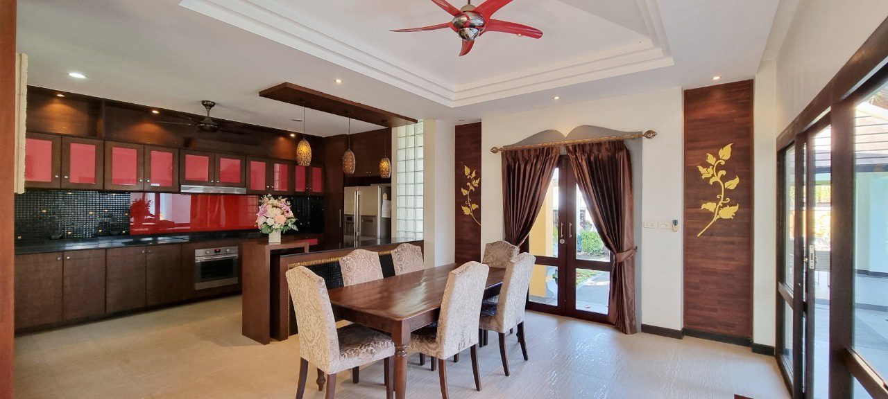รูป 6 Bedrooms Pool Villa in East Pattaya for Sale - รูปที่ 4/25