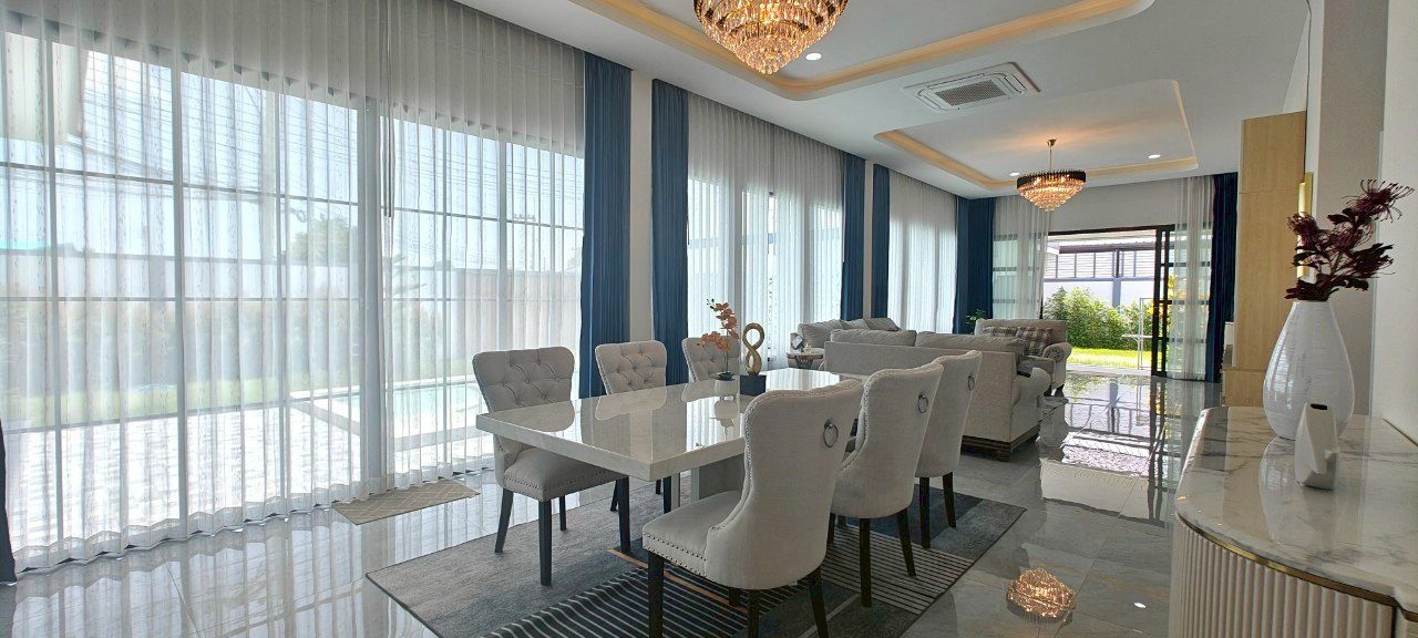 รูป Spacious 4-Bedroom House for Sale in Soi Siam Country Club - รูปที่ 9/19