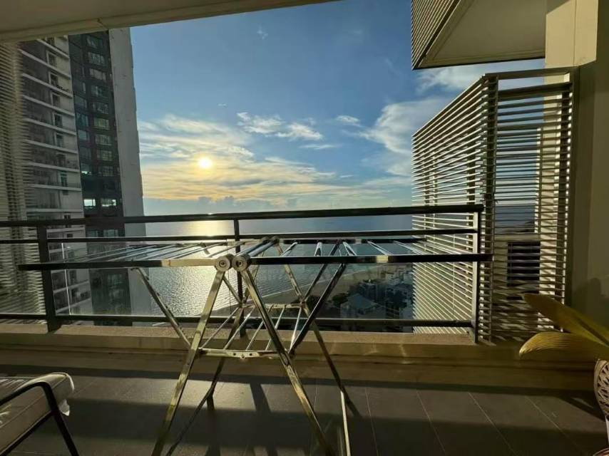 รูป Reflection Jomtien Luxury 1-Bedroom Condo - รูปที่ 11/12