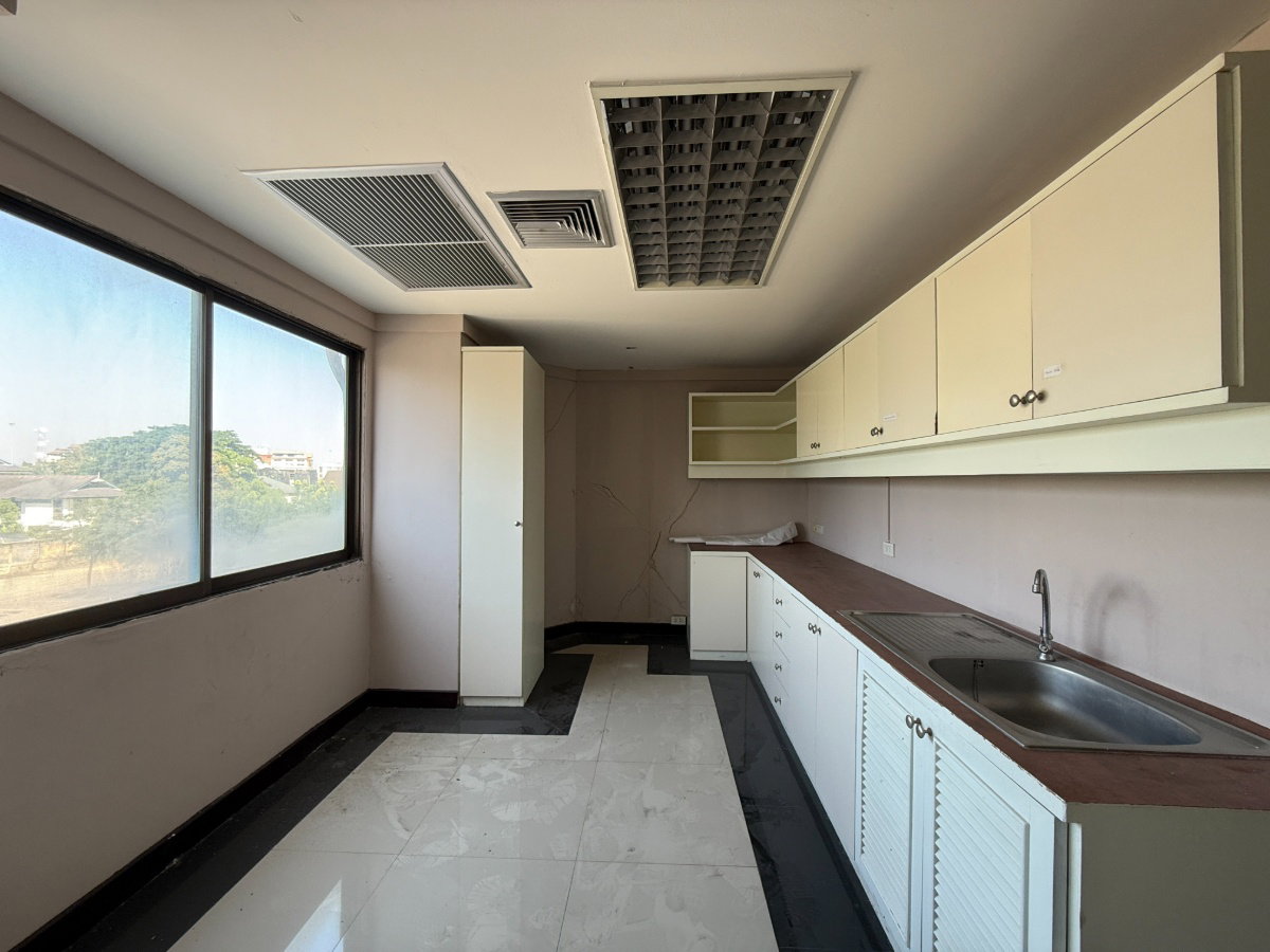 รูป ให้เช่าออฟฟิศ ฮิลล์ไซด์คอนโด ชั้น 4 ขนาด 200 ตร.ม. (ID:053BR) - รูปที่ 25/29