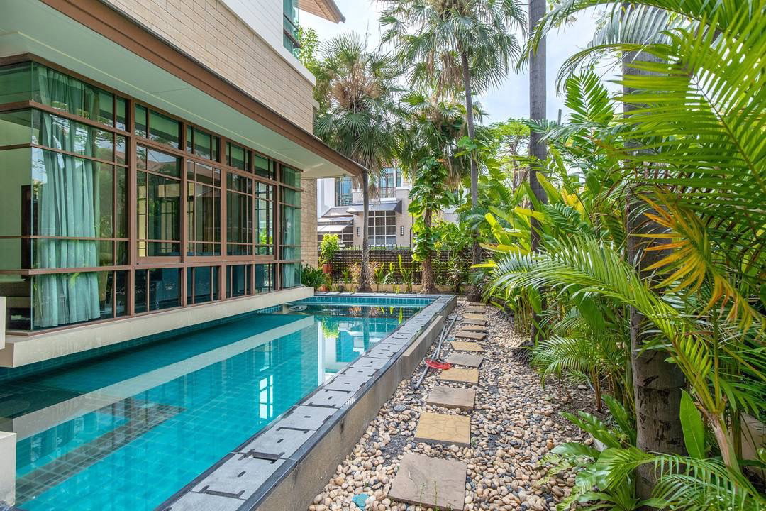 picture LTH13688 – House for Sale | Baan Sansiri Sukhumvit 67 | 490 sqm | 4 Beds 5 Baths | Near BTS Phra Khanong | 122 MB  - 13/15