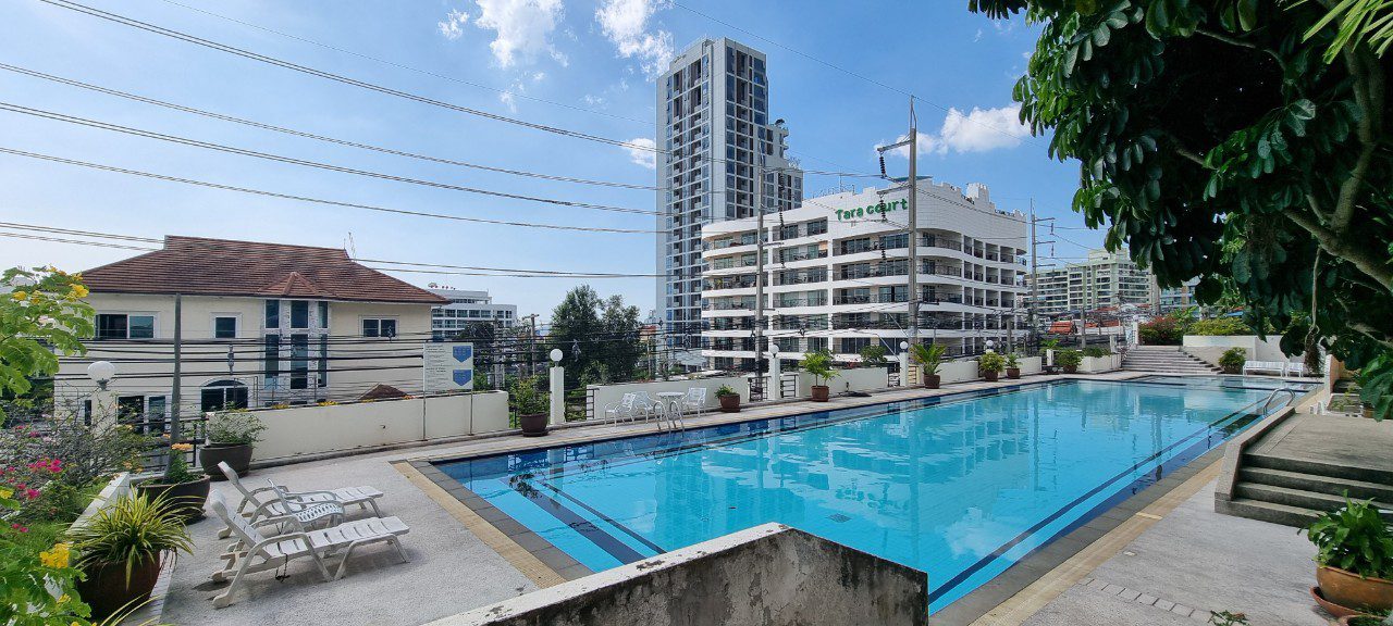 picture 5-Storey House in Pratumnak for Sale - 10/10