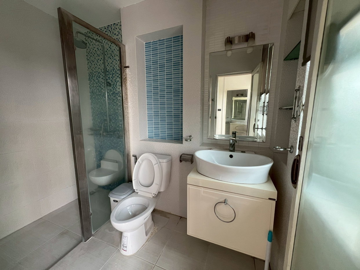 รูป Luxury Pool Villa 6 Bedrooms for Rent in Thung Klom-Tan Man - รูปที่ 22/23