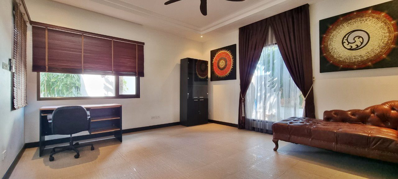 รูป 6 Bedrooms Pool Villa in East Pattaya for Sale - รูปที่ 8/25