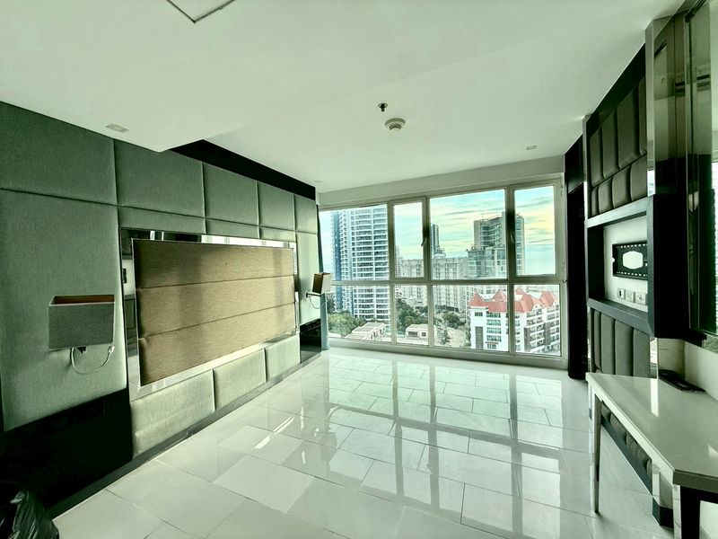 รูป Sky Residences Pattaya Condominium for Sale Pratumnak - รูปที่ 7/12