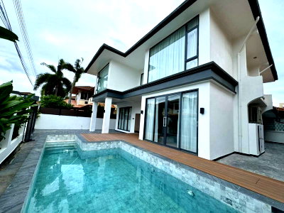 บ้านเดี่ยว ถนนเทพประสิทธิ์ : Luxury Pool Villa for Sale – Thepprasit Road, Pattaya